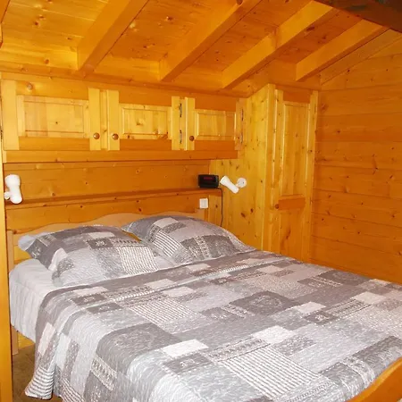 Jonquille Chalet