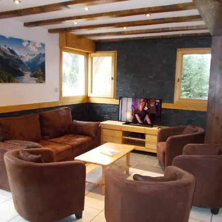 Jonquille Domek alpejski Les Gets